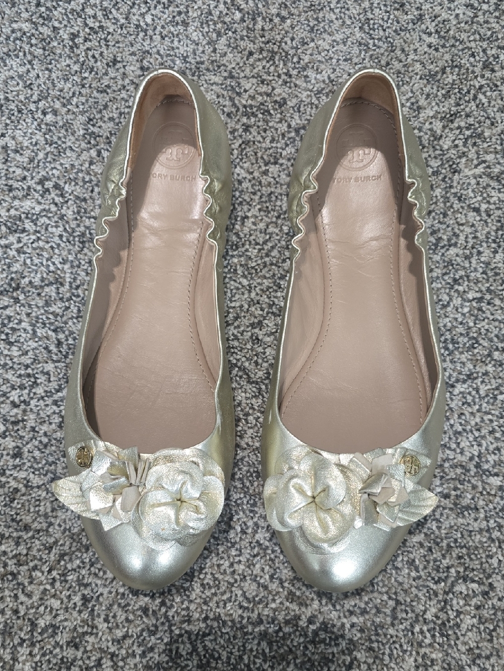 Tory Burch Blossom Floral Gold Metallic Ballet Flats Size 10.5 - Picture 2 of 7